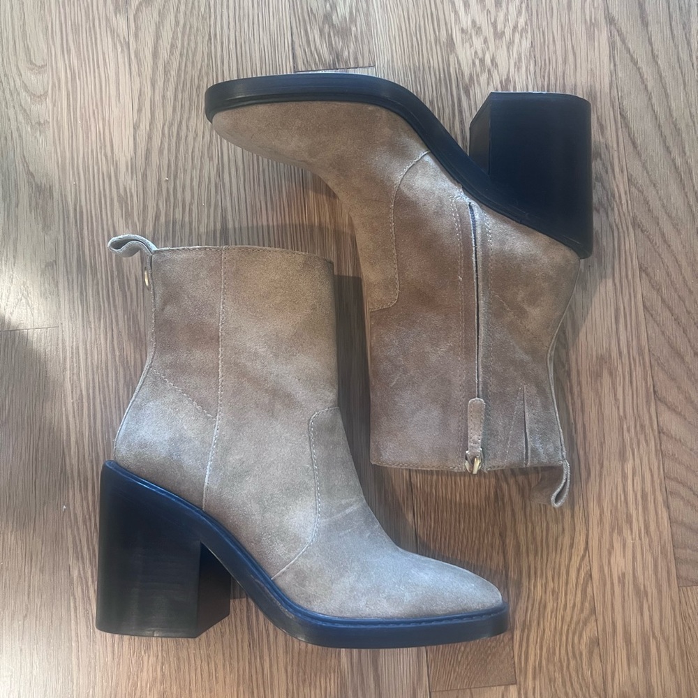 NWOT Camel Suede TORY BURCH Ankle Boots